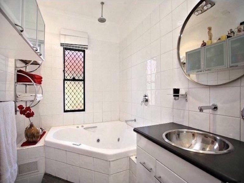 265 Hamilton Road, Chermside QLD 4032