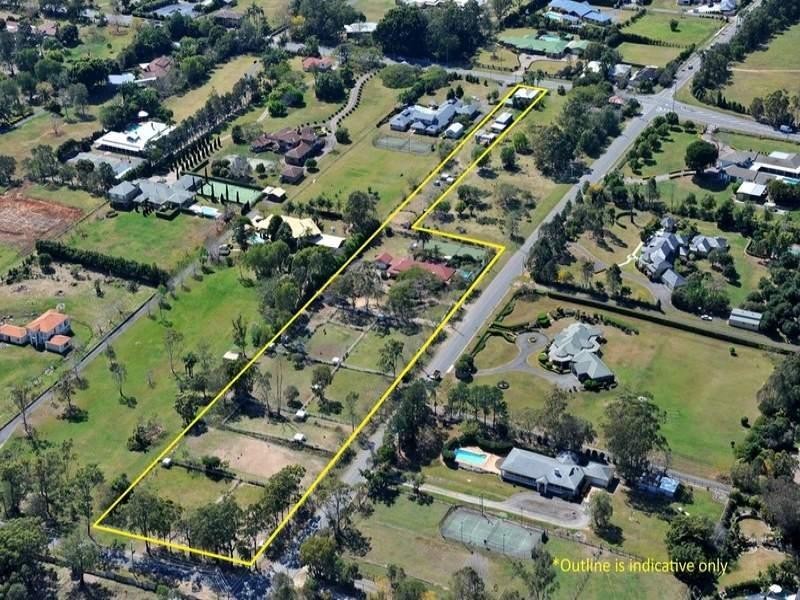 1031 Beams Road, Bridgeman Downs QLD 4035
