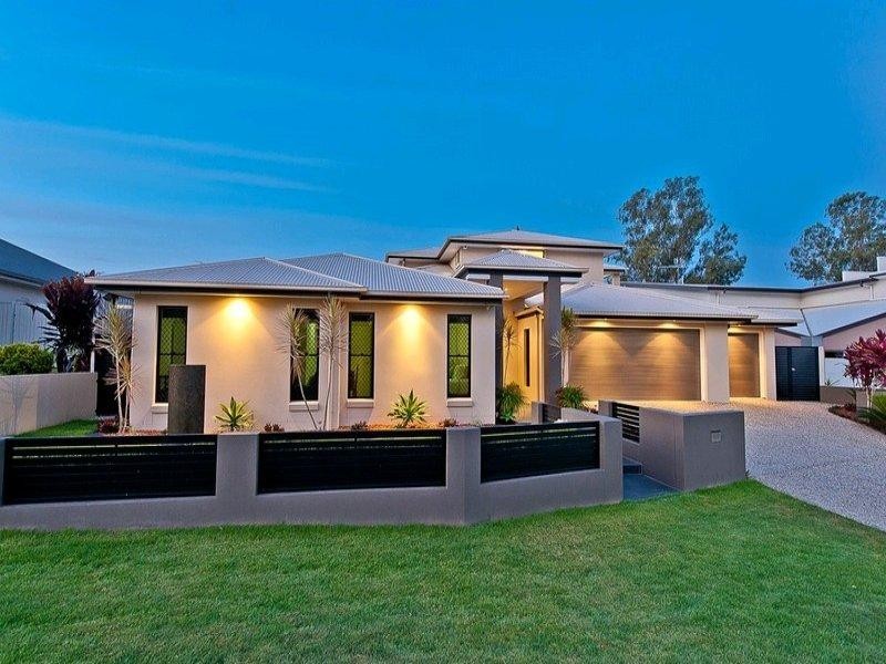 12 Silverbirch Place, Bridgeman Downs QLD 4035