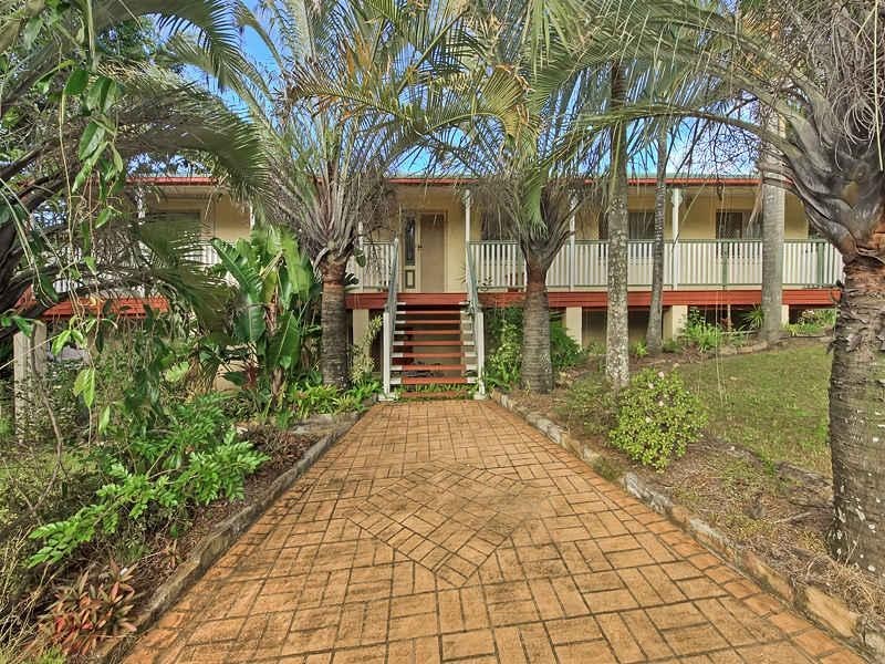 2 Yellowjack Crescent, Albany Creek QLD 4035
