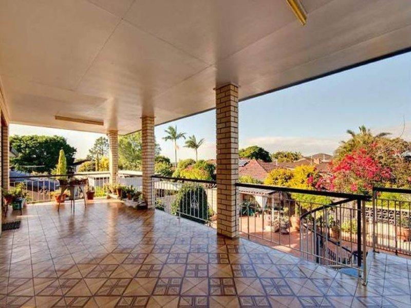 4 Yaldara Street, Carseldine QLD 4034