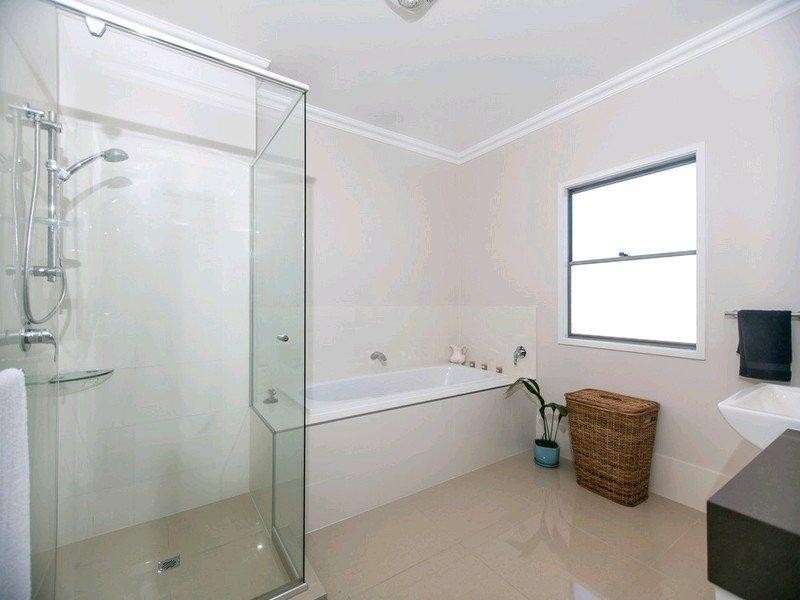 16A Spencer Street, Aspley QLD 4034