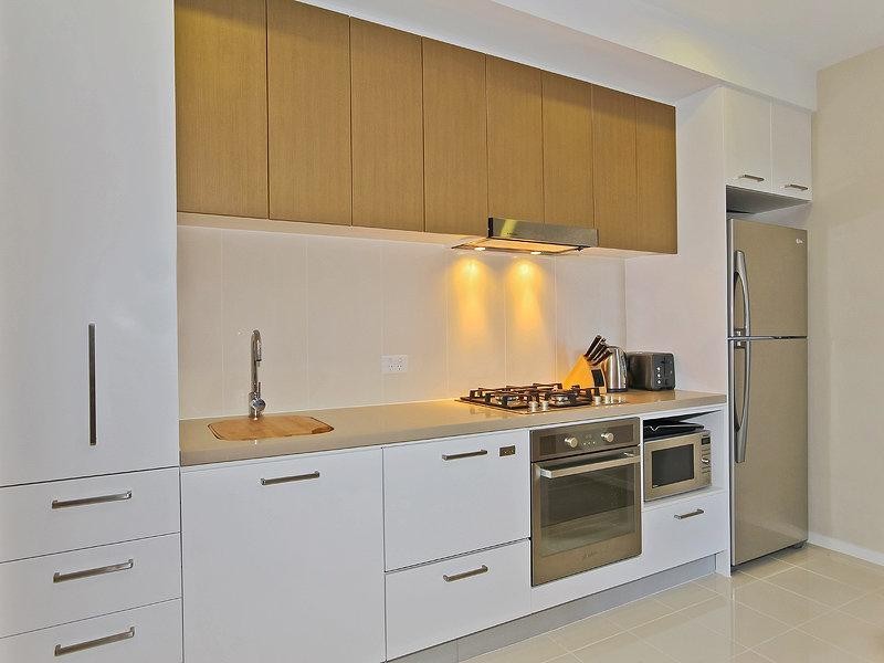 4064/35 Harbour Road, Hamilton QLD 4007