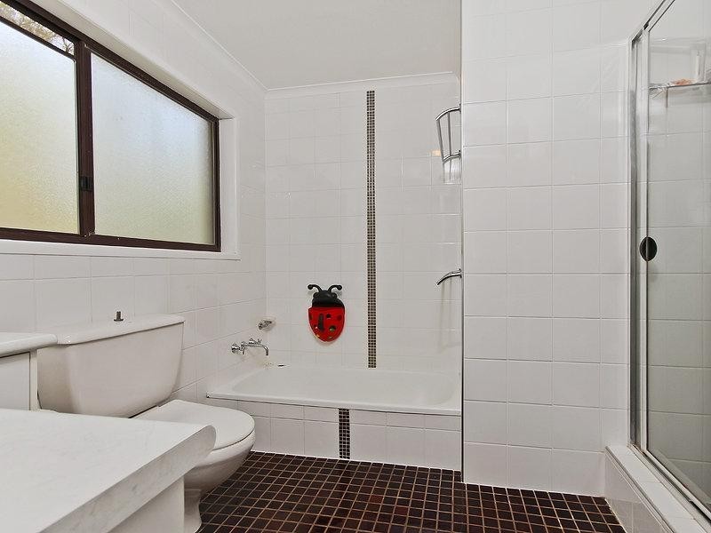 11 Walpole Street, Mcdowall QLD 4053