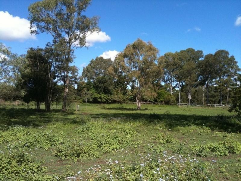 Bridgeman Downs QLD 4035