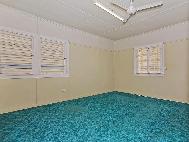 44 Reinhold Crescent, Chermside QLD 4032
