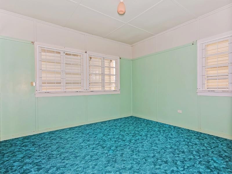 44 Reinhold Crescent, Chermside QLD 4032