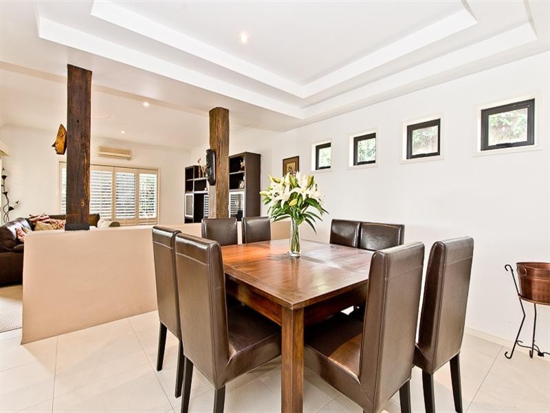16 Carides Place, Mcdowall QLD 4053