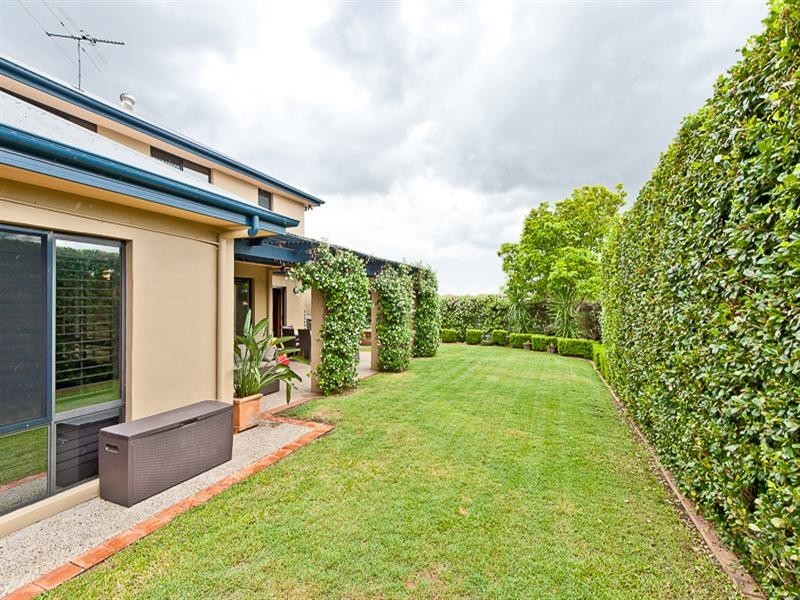16 Carides Place, Mcdowall QLD 4053