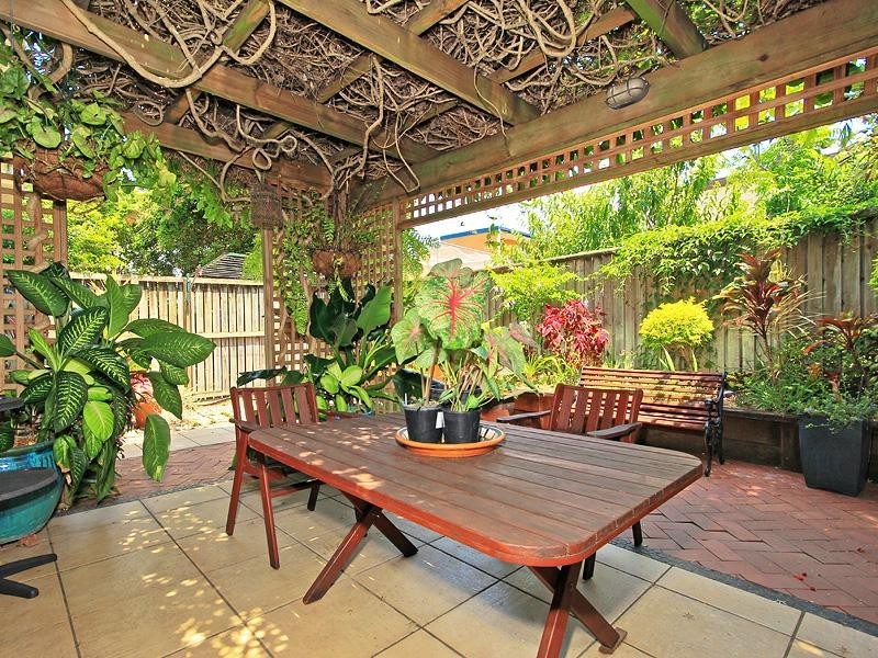 2/88 Brookfield Road, Kedron QLD 4031