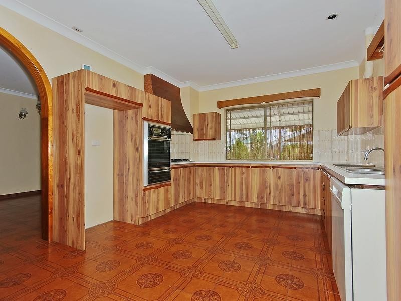 3 Dimboola Street, Bridgeman Downs QLD 4035