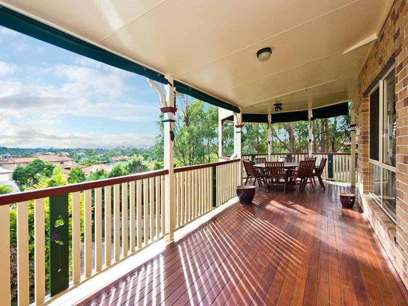 24 Shuttle Place, Bridgeman Downs QLD 4035