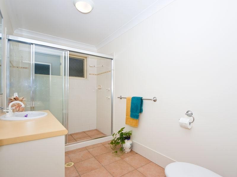 24 Shuttle Place, Bridgeman Downs QLD 4035