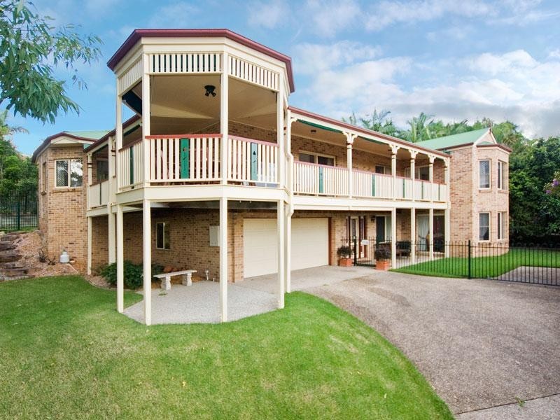 24 Shuttle Place, Bridgeman Downs QLD 4035