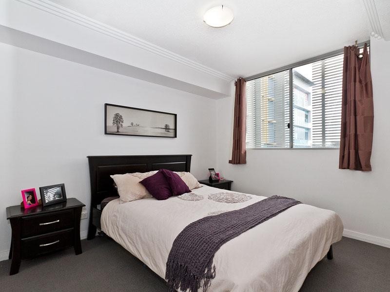 210/392 Hamilton Road, Chermside QLD 4032