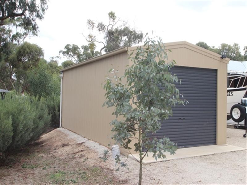 34 Hicks Road ARMAGH via, Clare SA 5453