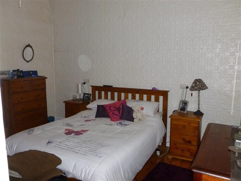 13 Bright Street, Clare SA 5453