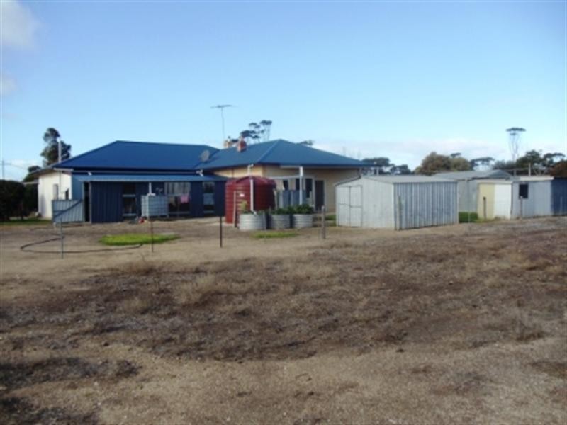 1152 Port Victoria Road, South Kilkerran SA 5573