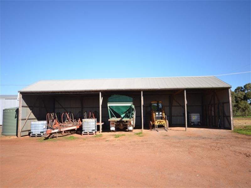 ‘OLGAVALE’ Various Secs, Farrell Flat SA 5416