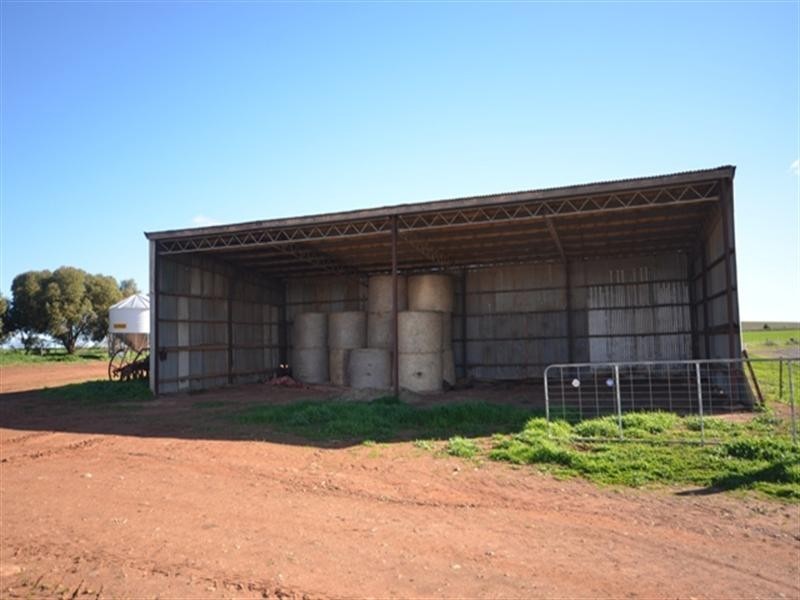 ‘OLGAVALE’ Various Secs, Farrell Flat SA 5416