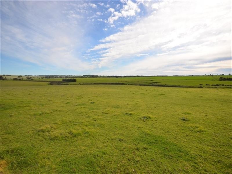 “Kurrum Burra” Various Secs, Riverton SA 5412