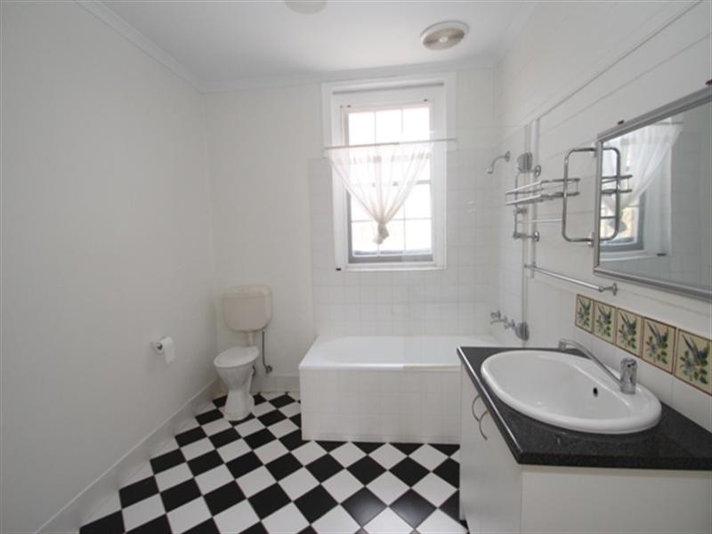 24 Main North Road, Auburn SA 5451
