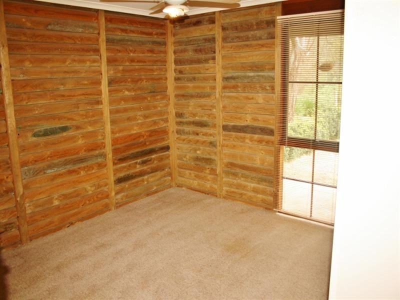 31 Warenda Road, Clare SA 5453