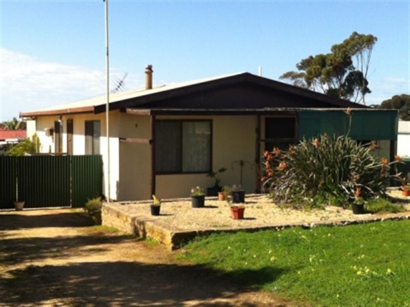 5 Main Coast Road, Ardrossan SA 5571