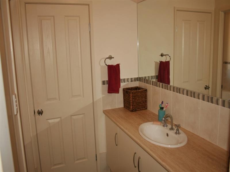 6 Bindarrah Lane, Clare SA 5453