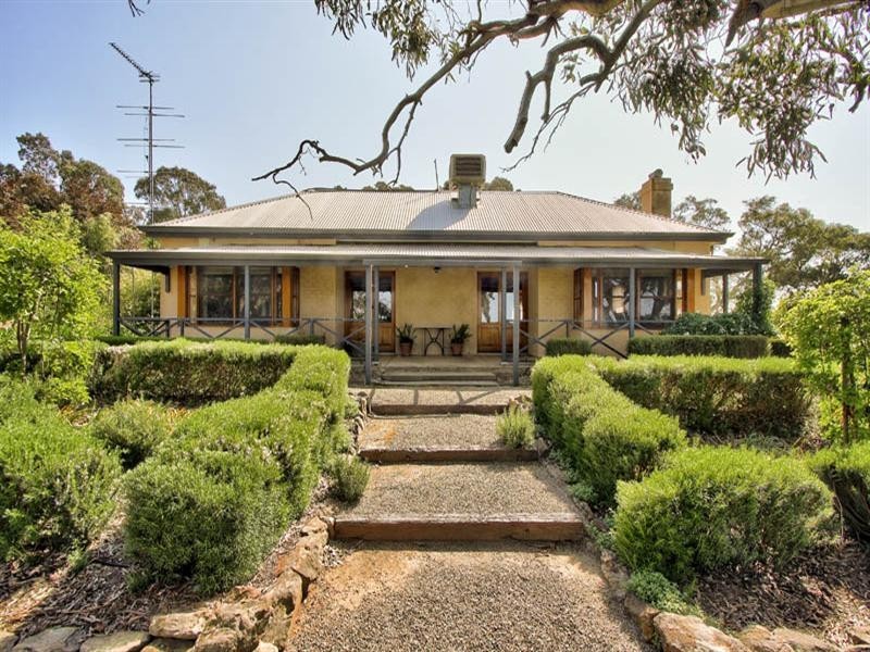 360 Quarry Road, Clare SA 5453