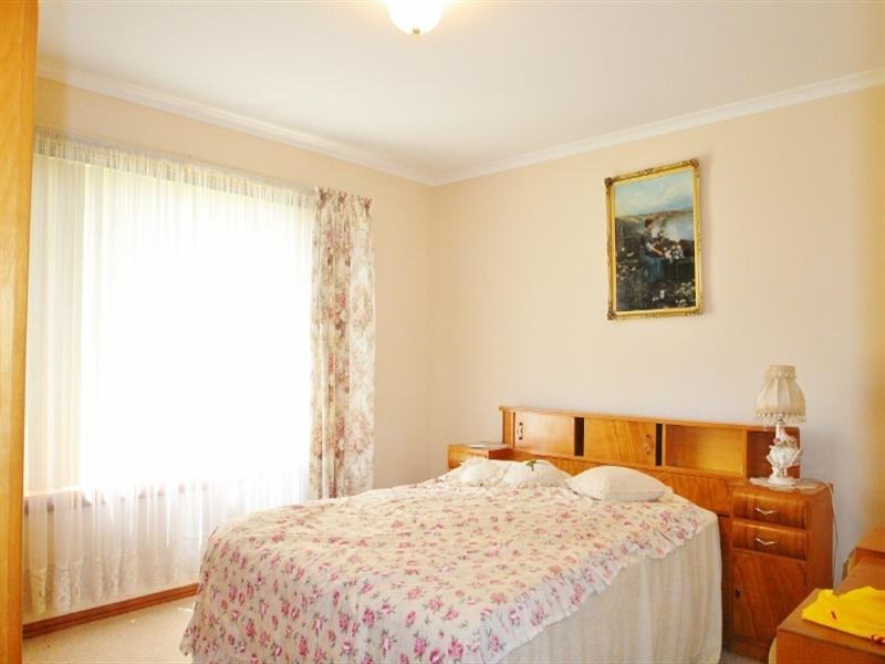 1 McKinnon Park, Clare SA 5453