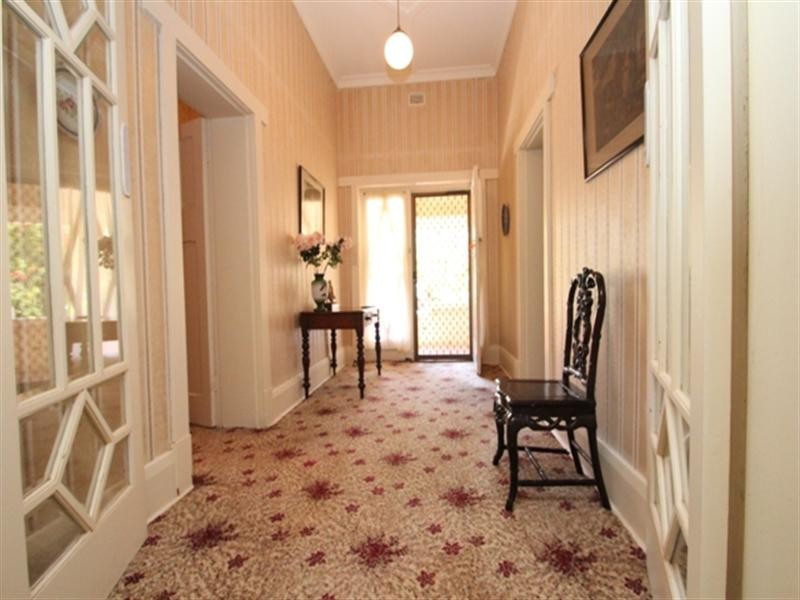 29 Chapel Street, Burra SA 5417