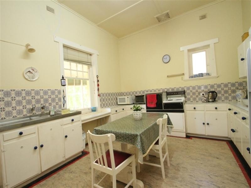 29 Chapel Street, Burra SA 5417