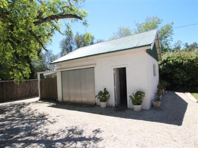 29 Chapel Street, Burra SA 5417