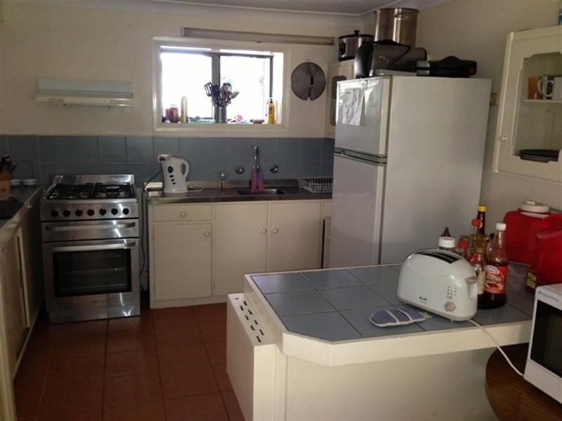 15 Beare Street, Clare SA 5453