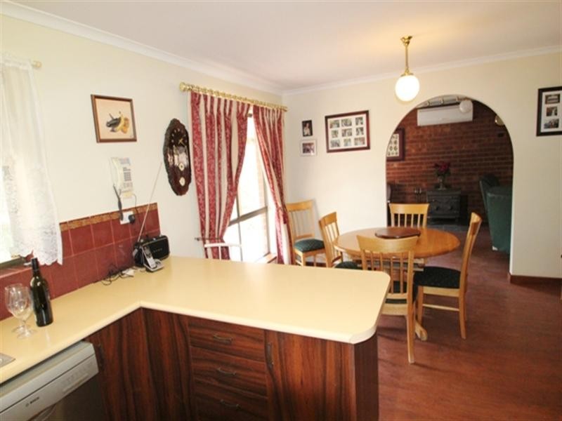 Lot 300 Hanlins Road, Clare SA 5453