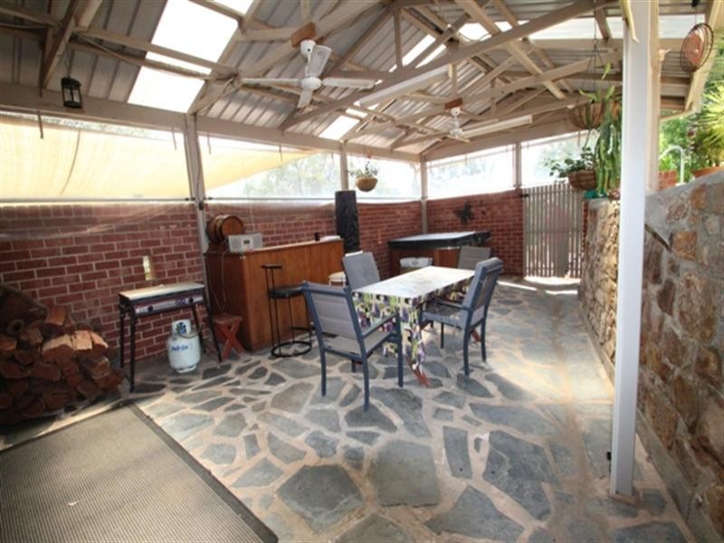 Lot 300 Hanlins Road, Clare SA 5453