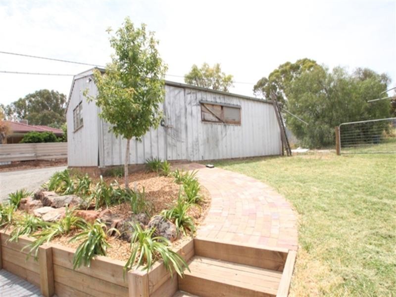 10 Stanley Street, Auburn SA 5451