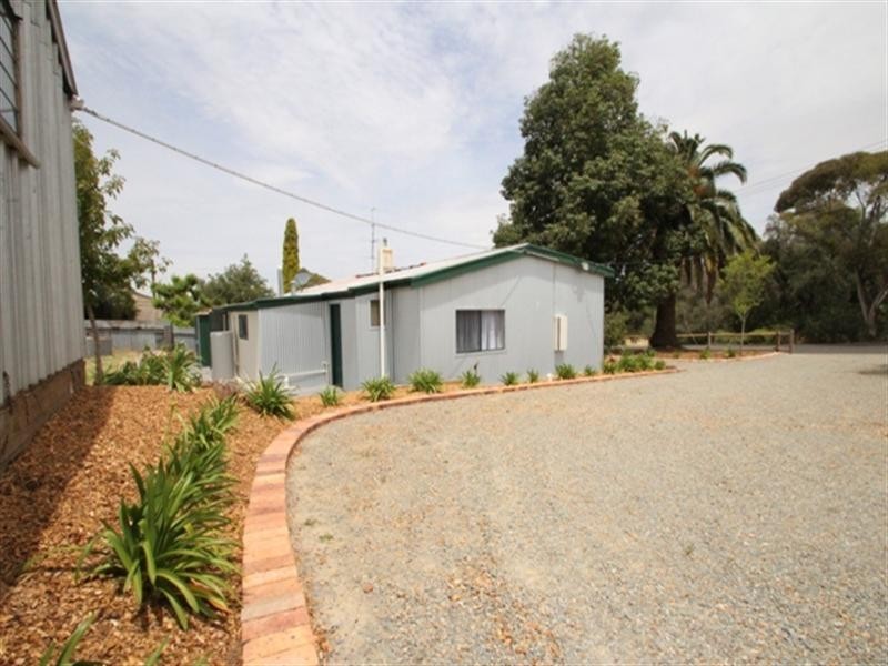 10 Stanley Street, Auburn SA 5451