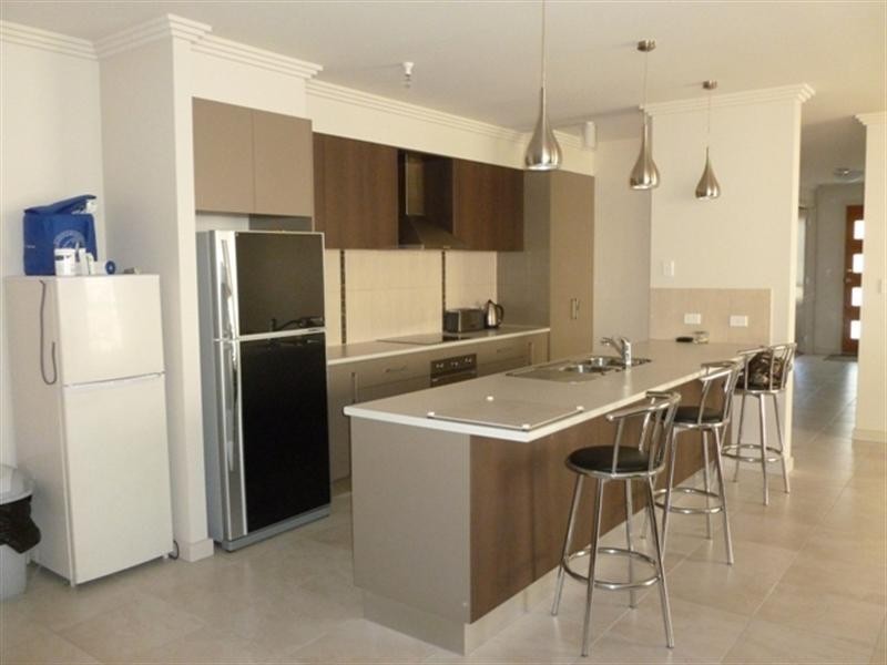 7 West Terrace, Clare SA 5453