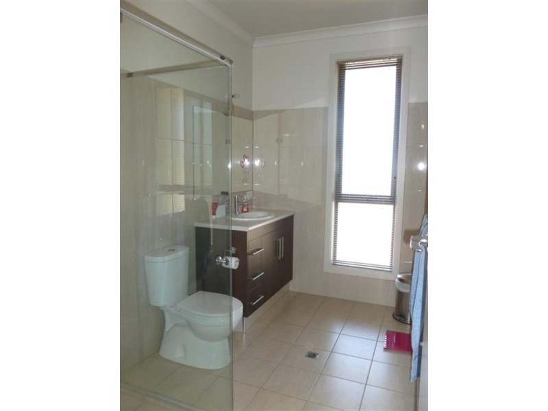 7 West Terrace, Clare SA 5453