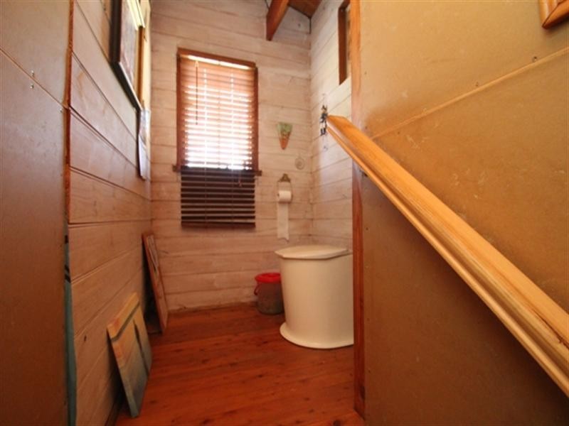 18 Smith Road, Leasingham SA 5452