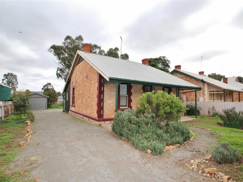 9 Railway Terrace, Spalding SA 5454