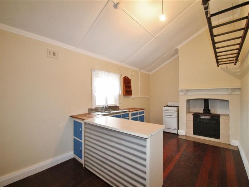 9 Railway Terrace, Spalding SA 5454