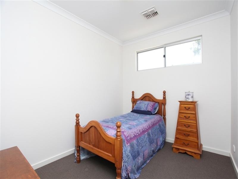 27B Hope Street, Clare SA 5453