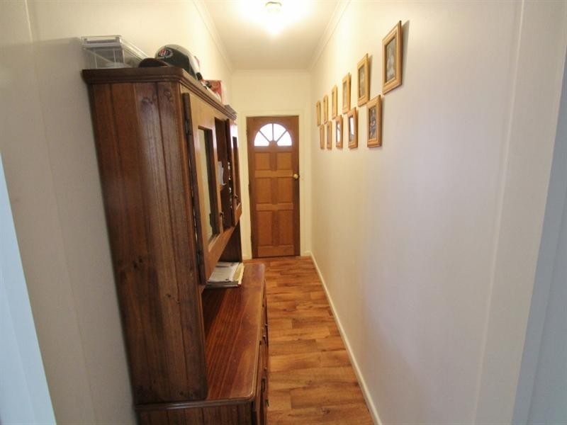 19 Edward Street, Clare SA 5453