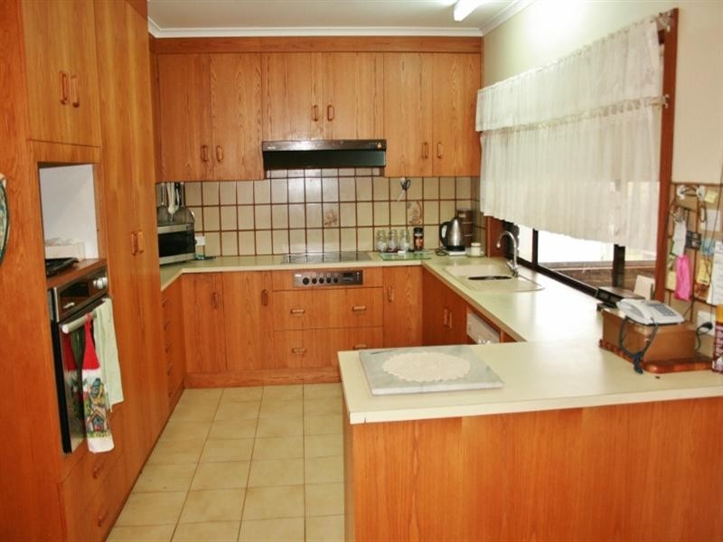 57 Calcannia Road, Clare SA 5453