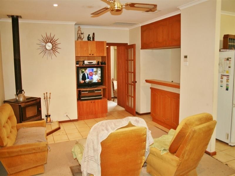 57 Calcannia Road, Clare SA 5453