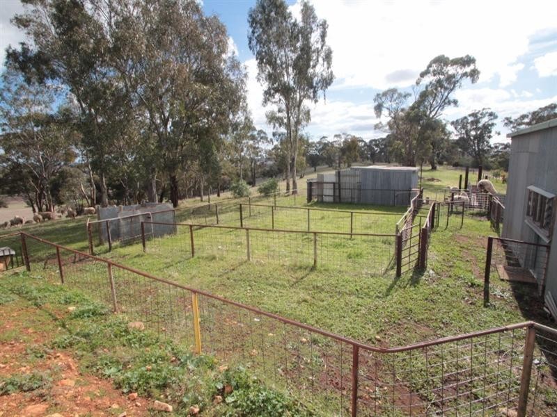 57 Calcannia Road, Clare SA 5453