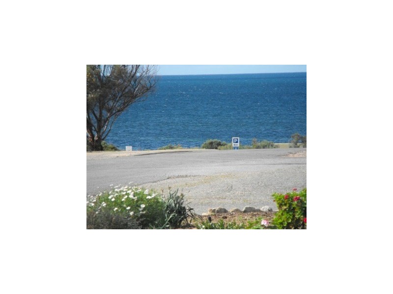 12 Rogues Point Road, Rogues Point SA 5571